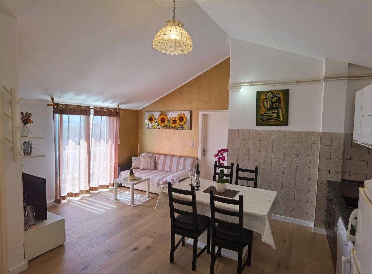 Apartments & Rooms Milena Vodice Extérieur photo