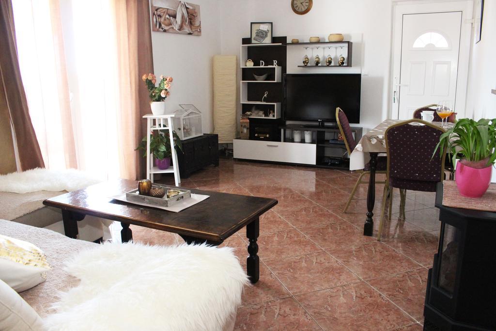 Apartments & Rooms Milena Vodice Extérieur photo