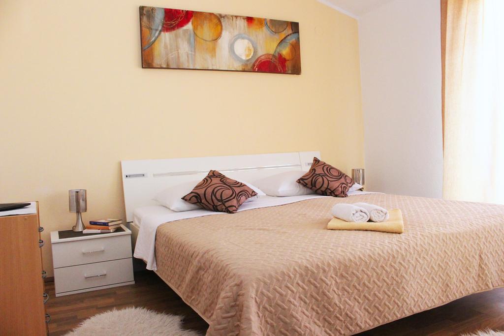 Apartments & Rooms Milena Vodice Extérieur photo
