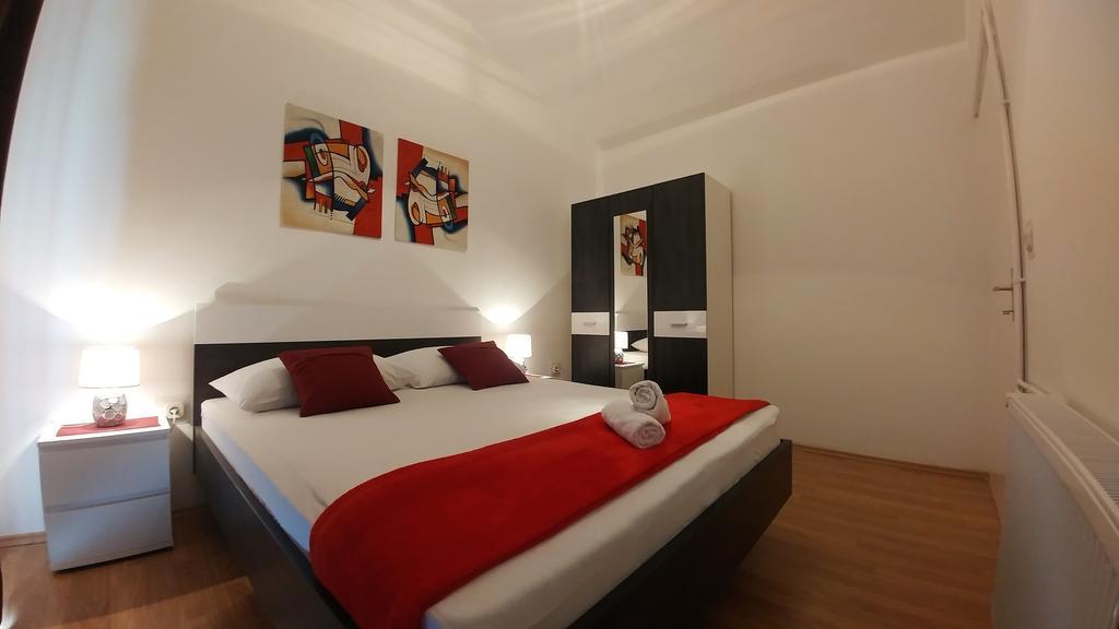 Apartments & Rooms Milena Vodice Extérieur photo