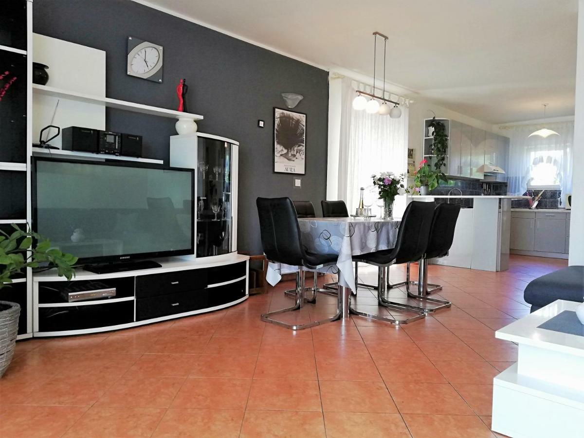 Apartments & Rooms Milena Vodice Extérieur photo