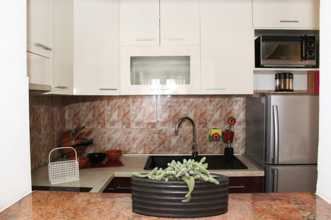 Apartments & Rooms Milena Vodice Extérieur photo